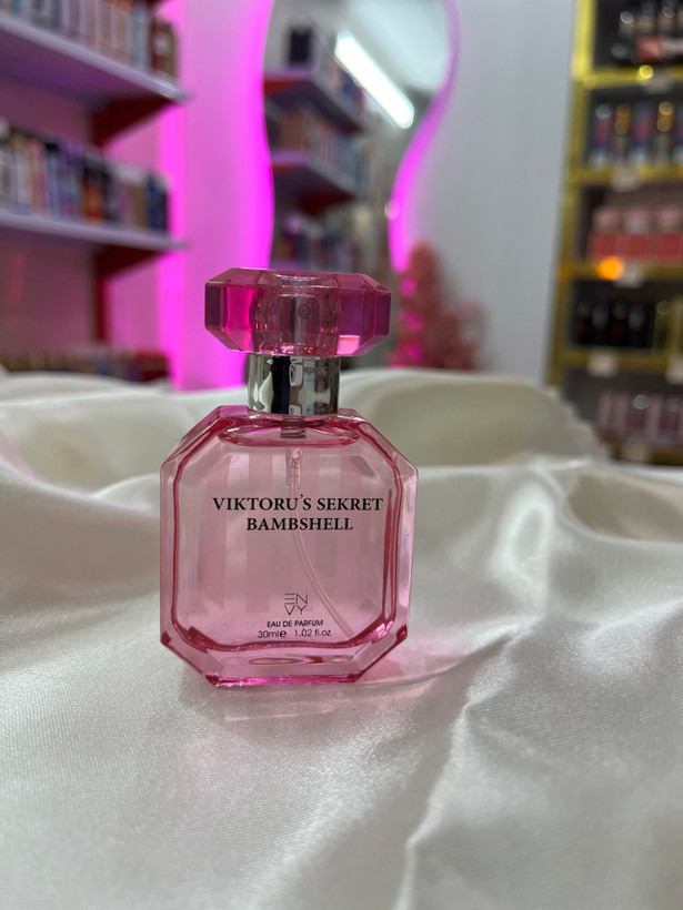 عطر مینیاتوری ویکتوریا سکرت بامب شل برند ان وی 25 میل