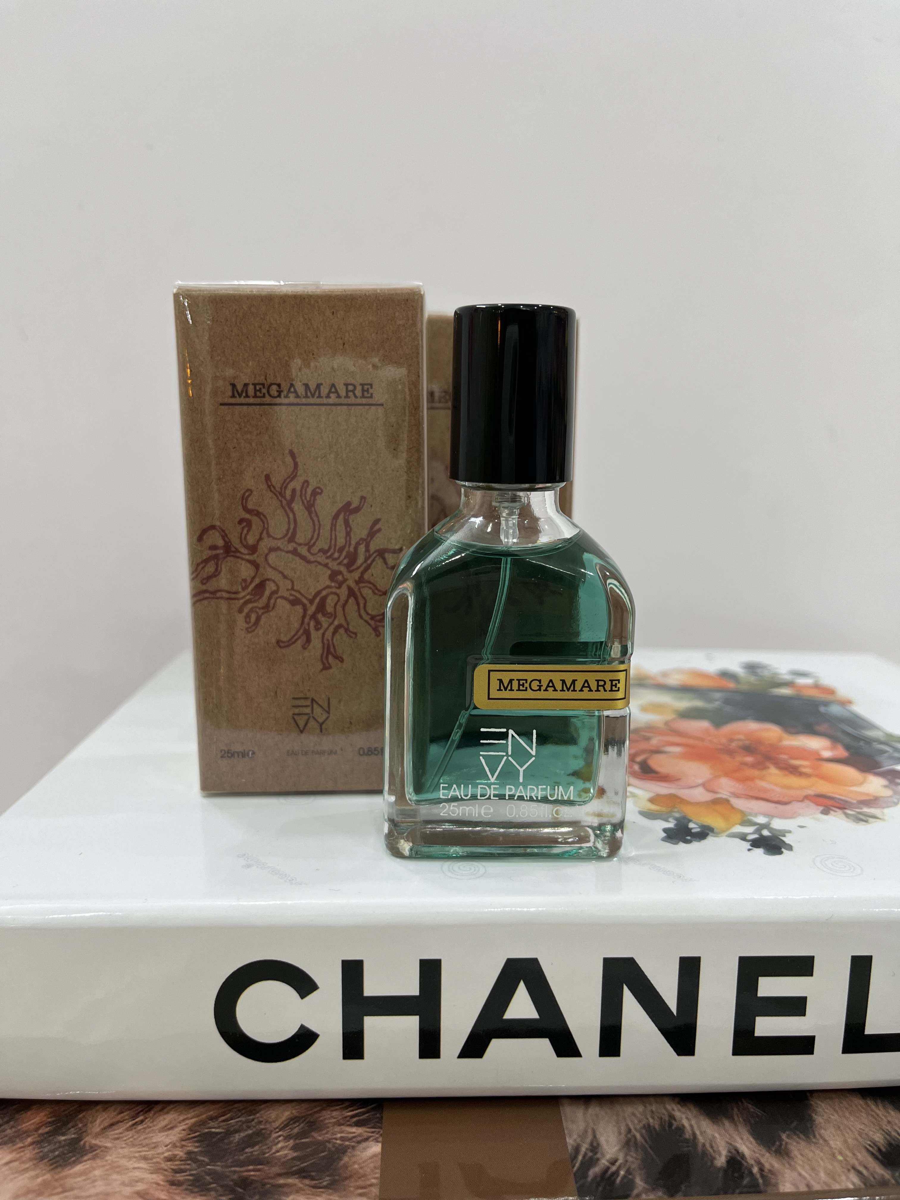 عطر ادکلن مگامار (مگاماره)